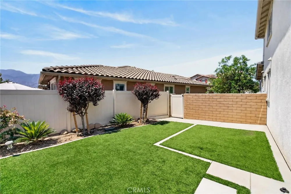 24170 Hillcrest #1 Corona, CA 92883