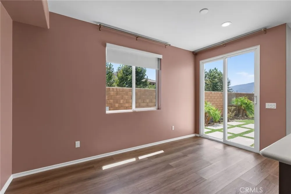 24170 Hillcrest #1 Corona, CA 92883