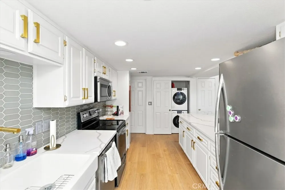 3538 Ridgeview Palm Springs, CA 92264