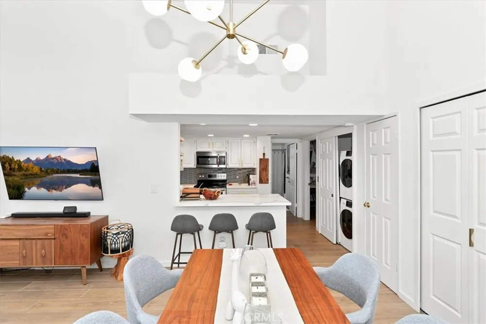 3538 Ridgeview Palm Springs, CA 92264