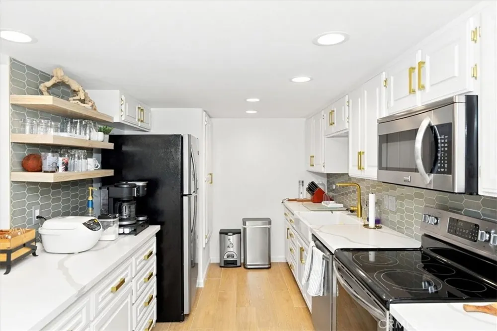 3538 Ridgeview Palm Springs, CA 92264