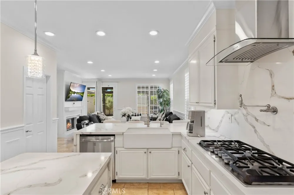12775 Crawford Tustin, CA 92782
