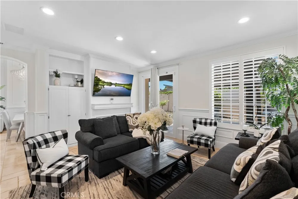 12775 Crawford Tustin, CA 92782