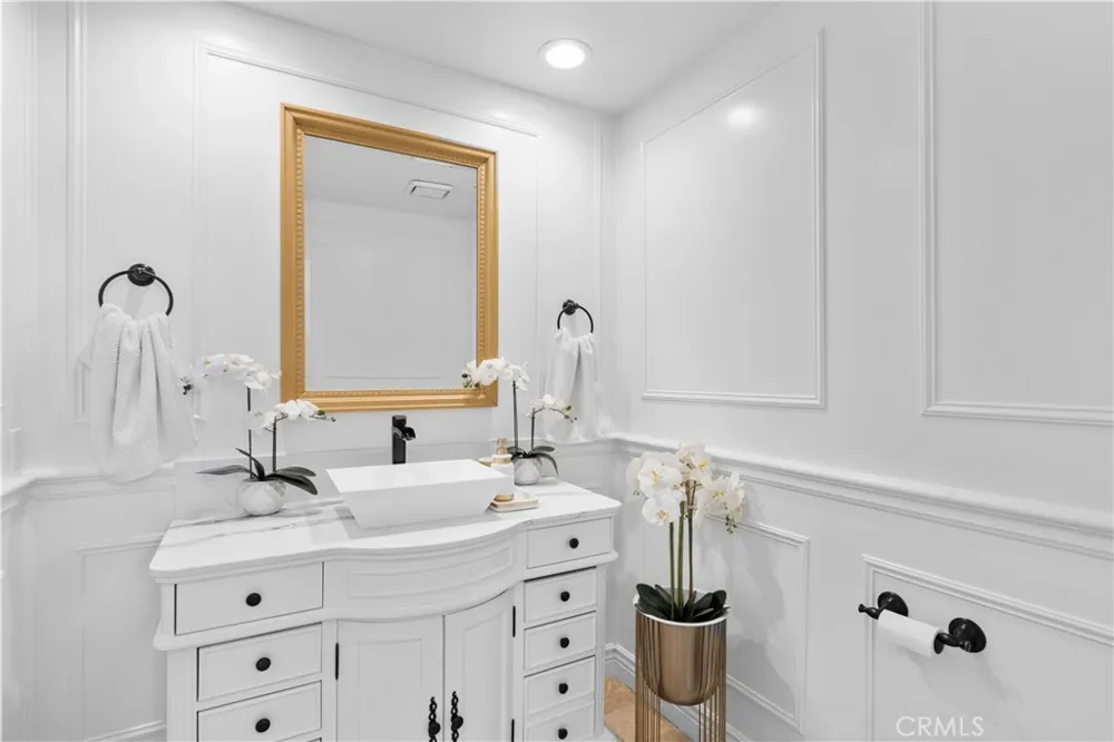 12775 Crawford Tustin, CA 92782