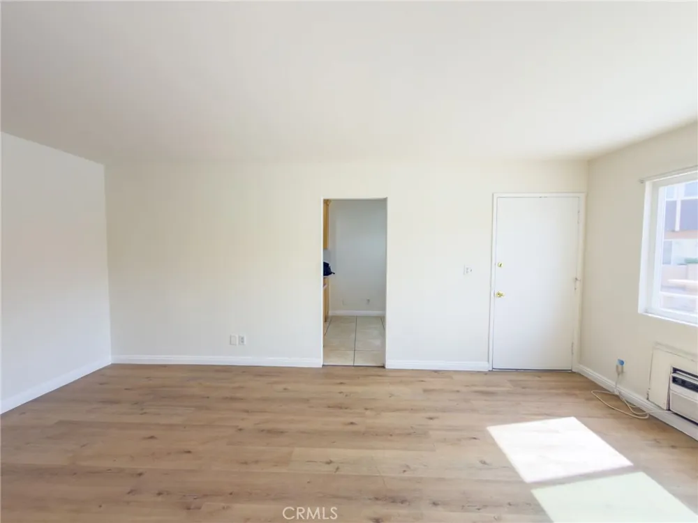 3030 Vineland #3 Baldwin Park, CA 91706