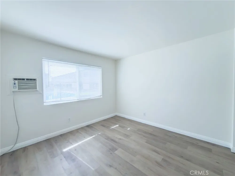 3030 Vineland #3 Baldwin Park, CA 91706
