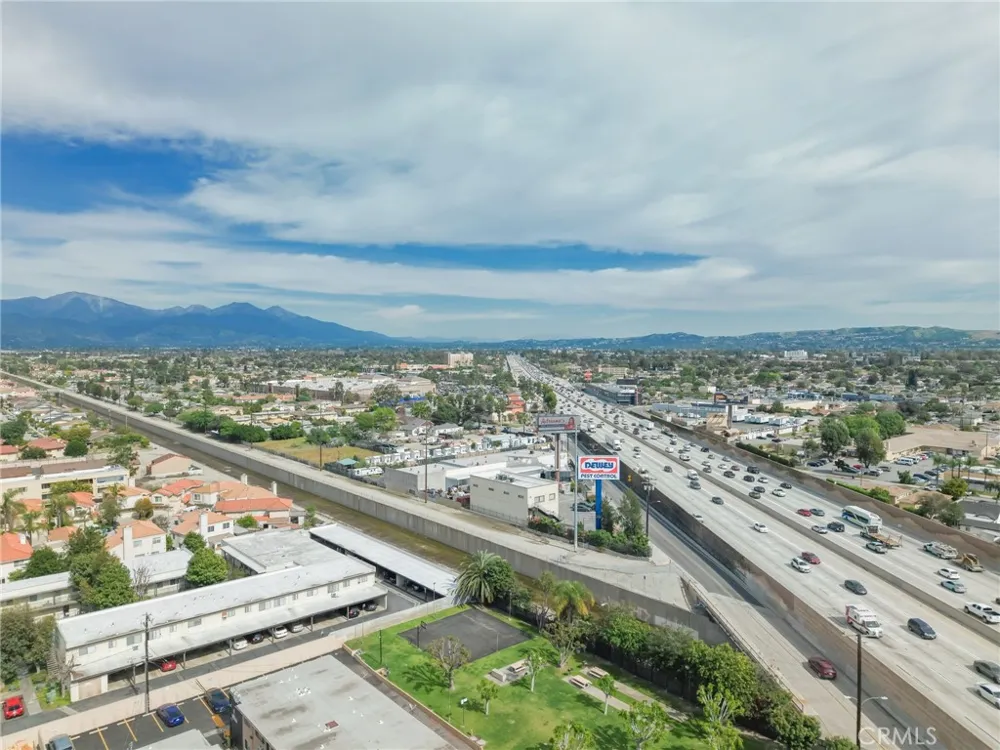 3030 Vineland #3 Baldwin Park, CA 91706