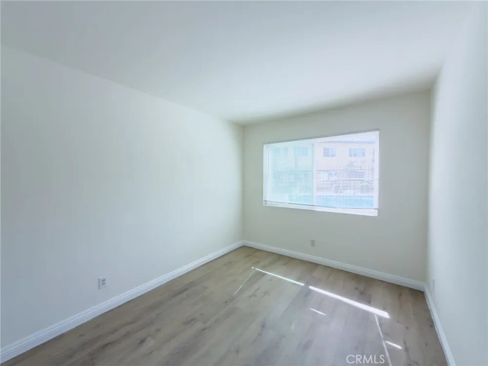 3030 Vineland #3 Baldwin Park, CA 91706