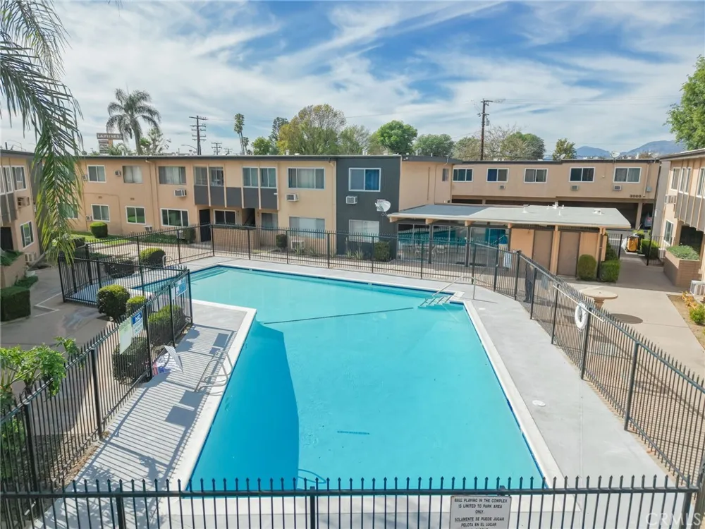 3030 Vineland #3 Baldwin Park, CA 91706