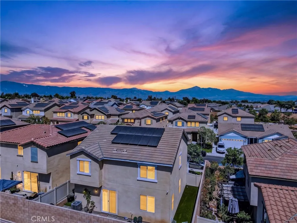 860 S Sumac Rialto, CA 92376