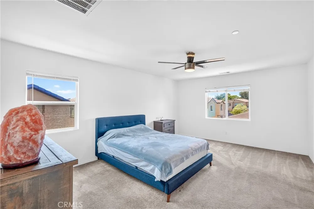 860 S Sumac Rialto, CA 92376