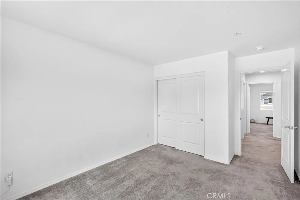 860 S Sumac Rialto, CA 92376
