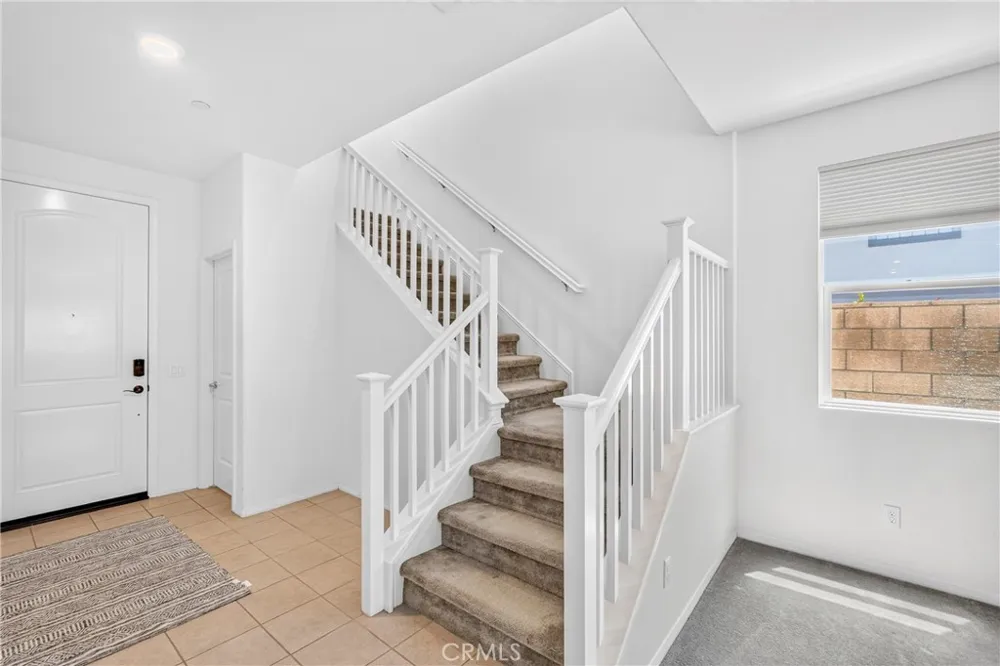 860 S Sumac Rialto, CA 92376