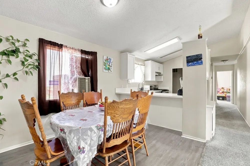 1930 Calaveras Pinon Hills, CA 92372