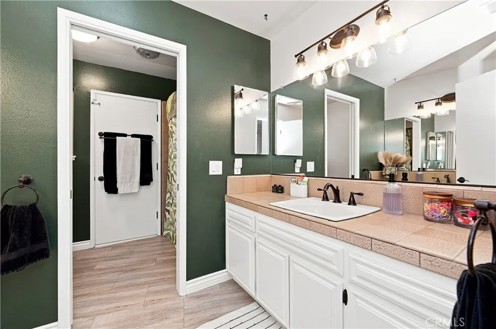 14613 Keota Apple Valley, CA 92307