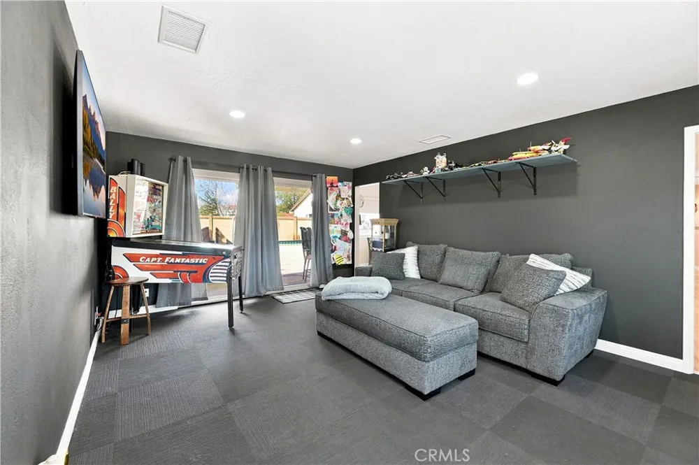 14613 Keota Apple Valley, CA 92307