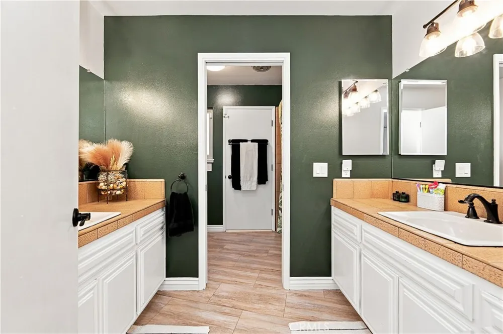 14613 Keota Apple Valley, CA 92307