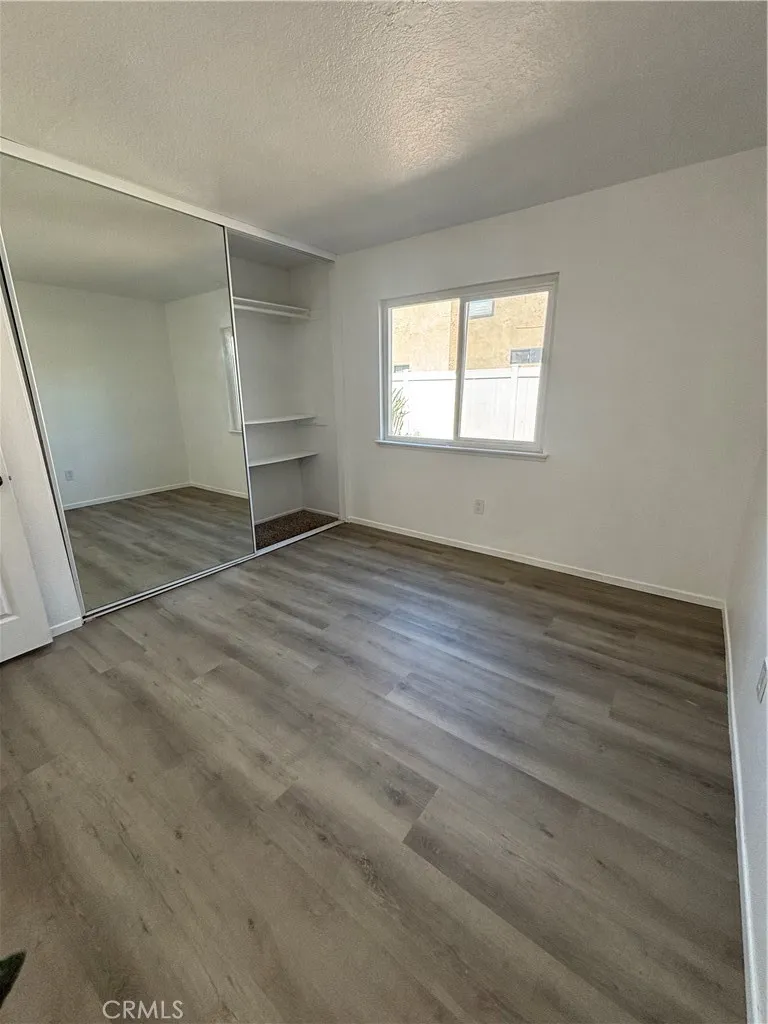 23711 Redbark Moreno Valley, CA 92557