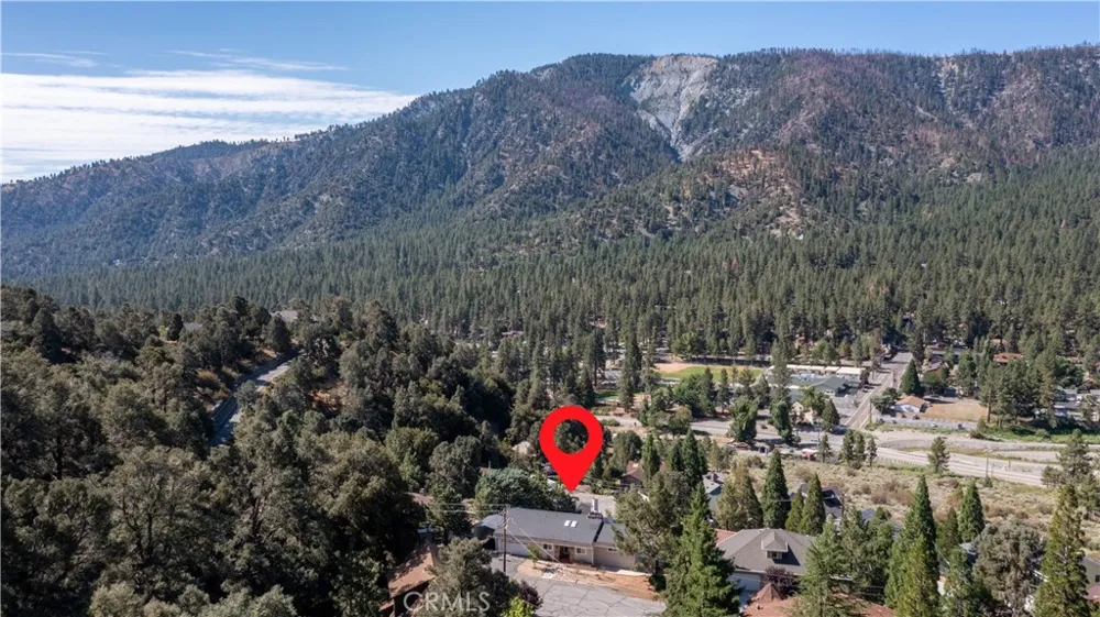 1211 Rivera Wrightwood, CA 92397