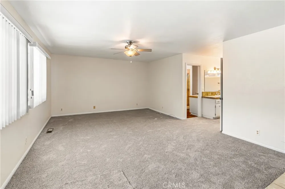 1211 Rivera Wrightwood, CA 92397