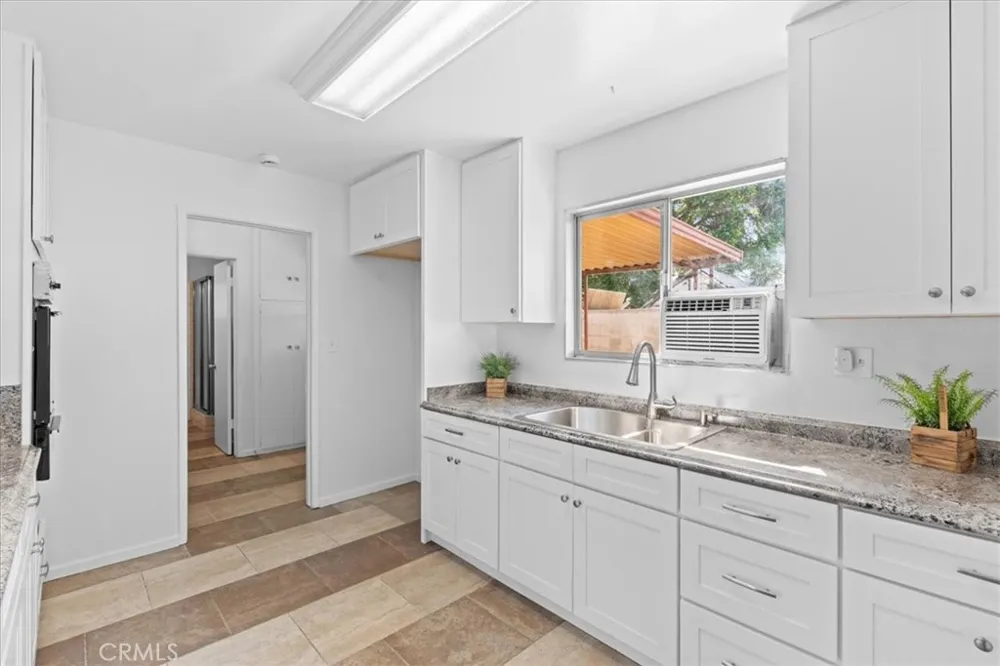3530 Van Wig Baldwin Park, CA 91706