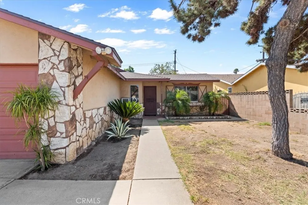 3530 Van Wig Baldwin Park, CA 91706