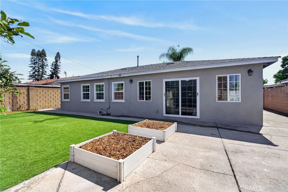 837 N Hanover Street Anaheim, CA 92801