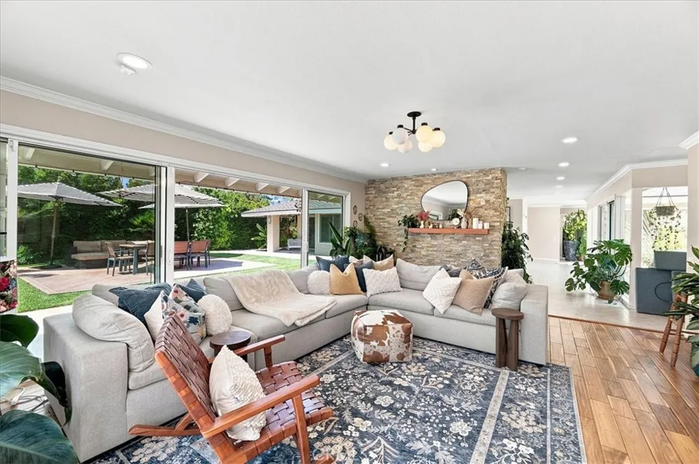 931 Rancho Cir Fullerton, CA 92835
