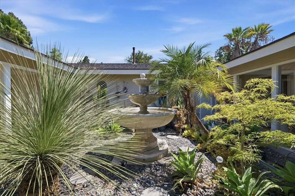 931 Rancho Cir Fullerton, CA 92835