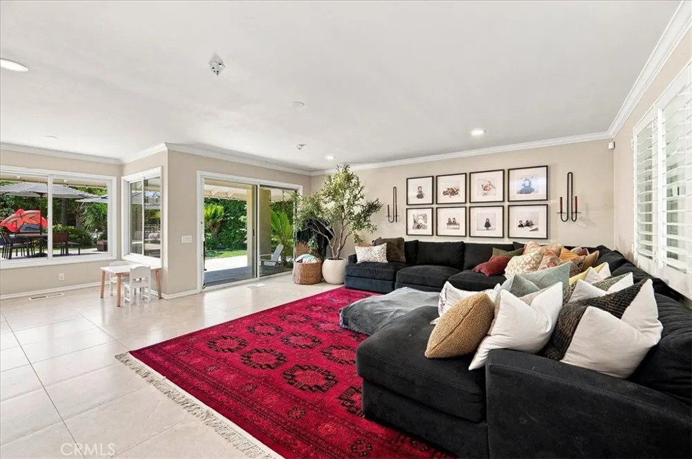 931 Rancho Cir Fullerton, CA 92835
