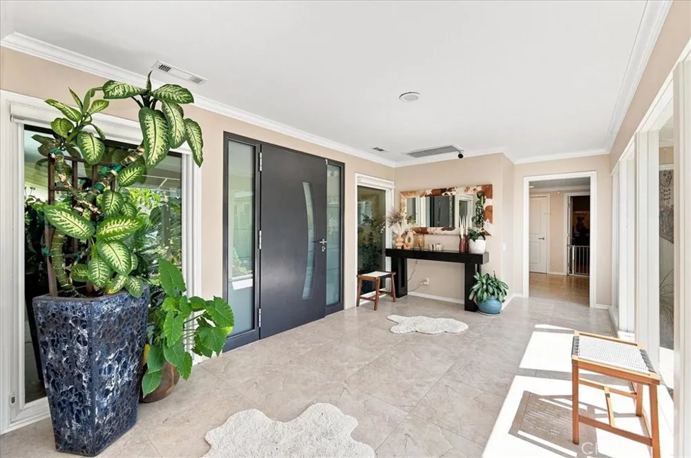 931 Rancho Cir Fullerton, CA 92835
