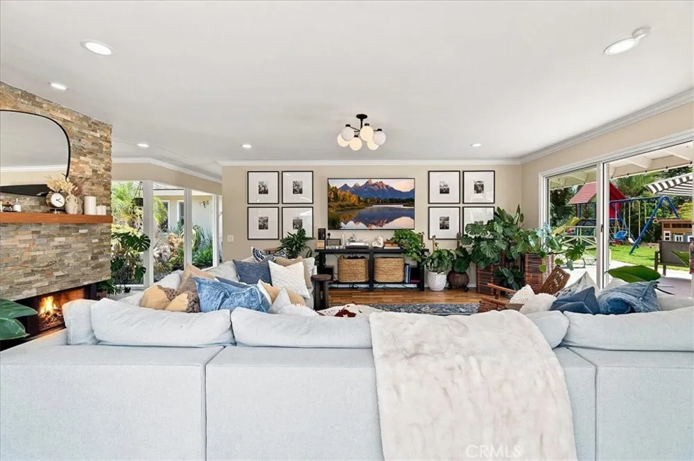931 Rancho Cir Fullerton, CA 92835