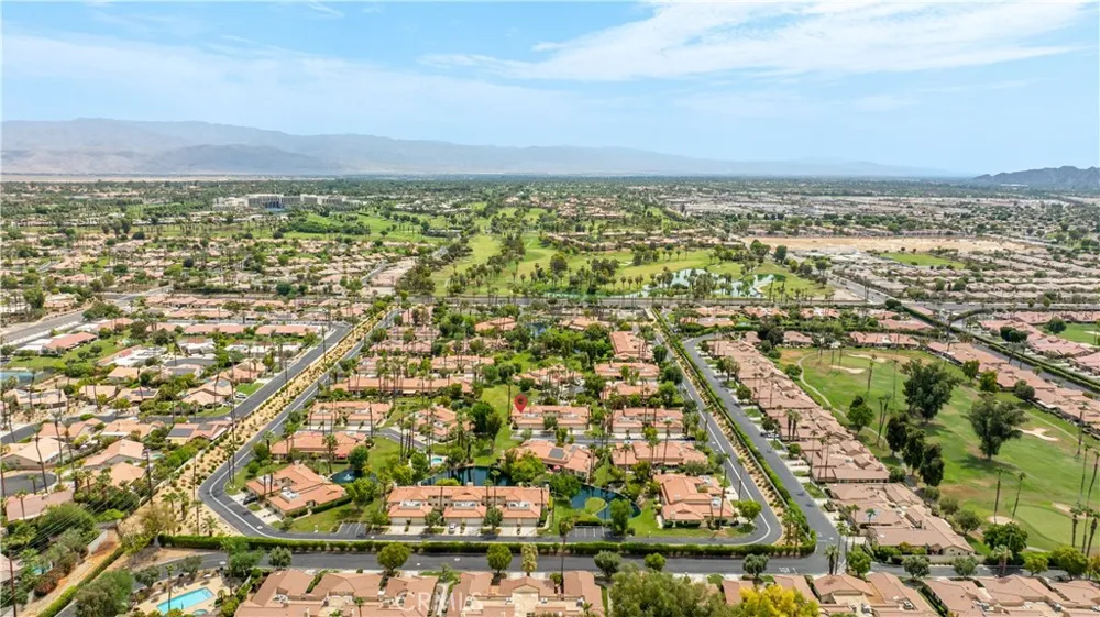314 Lakewood Palm Desert, CA 92260