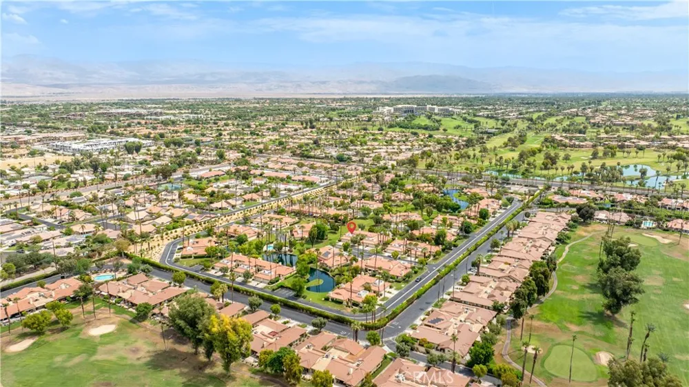 314 Lakewood Palm Desert, CA 92260