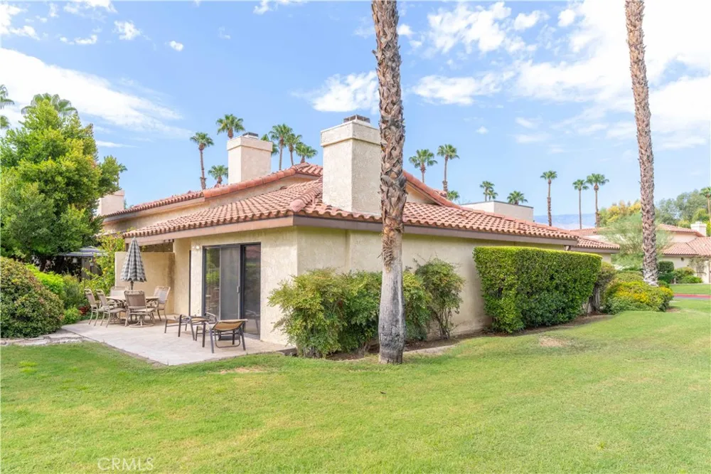 314 Lakewood Palm Desert, CA 92260