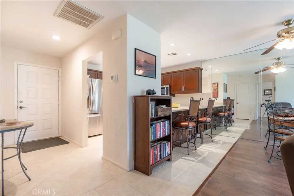 314 Lakewood Palm Desert, CA 92260