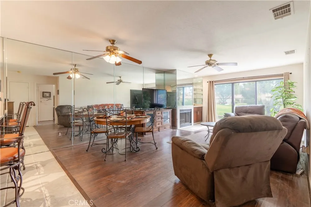 314 Lakewood Palm Desert, CA 92260