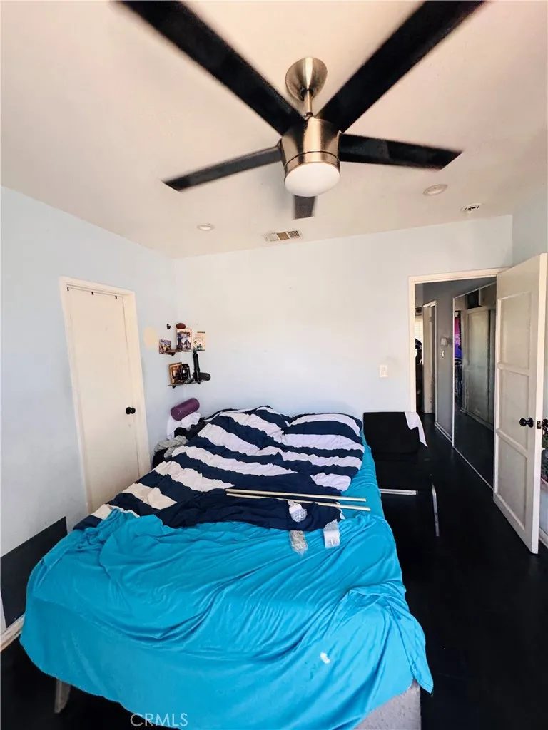 12101 Barnwall Norwalk, CA 90650