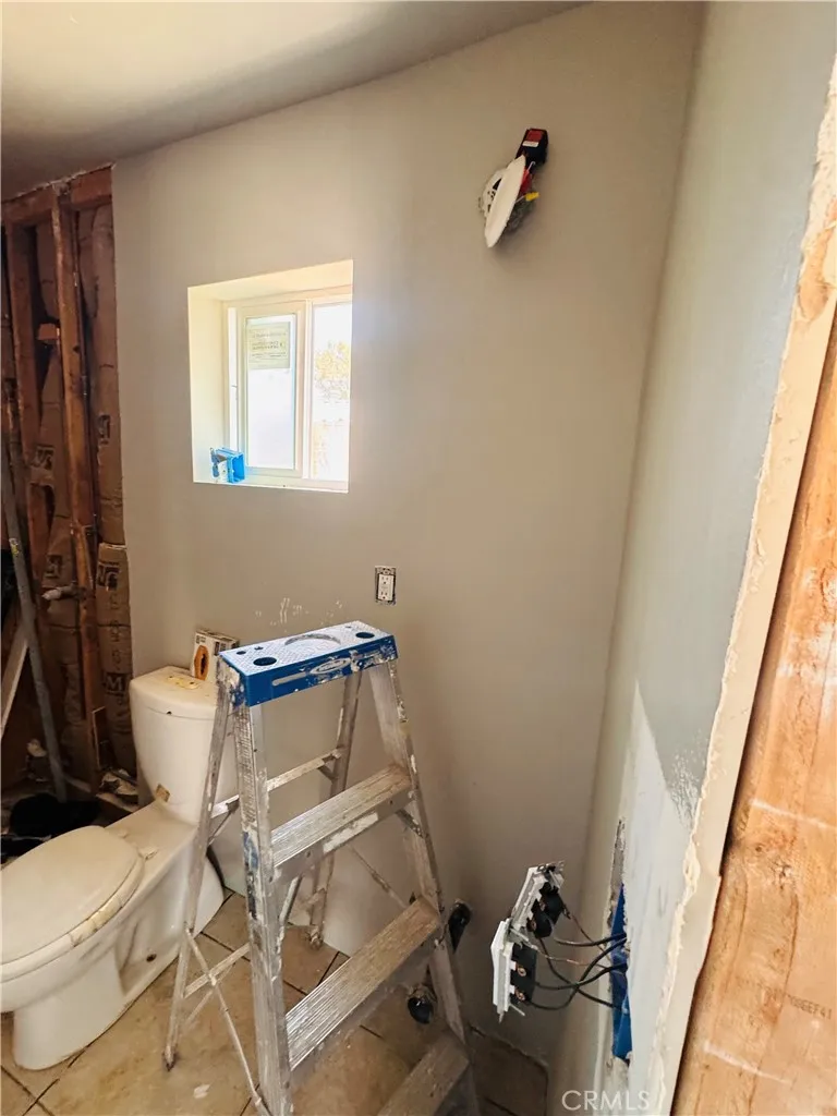 12101 Barnwall Norwalk, CA 90650