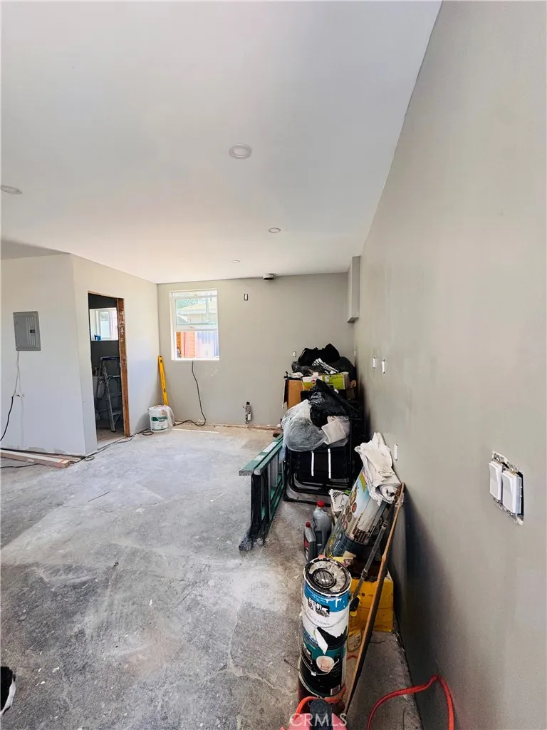 12101 Barnwall Norwalk, CA 90650