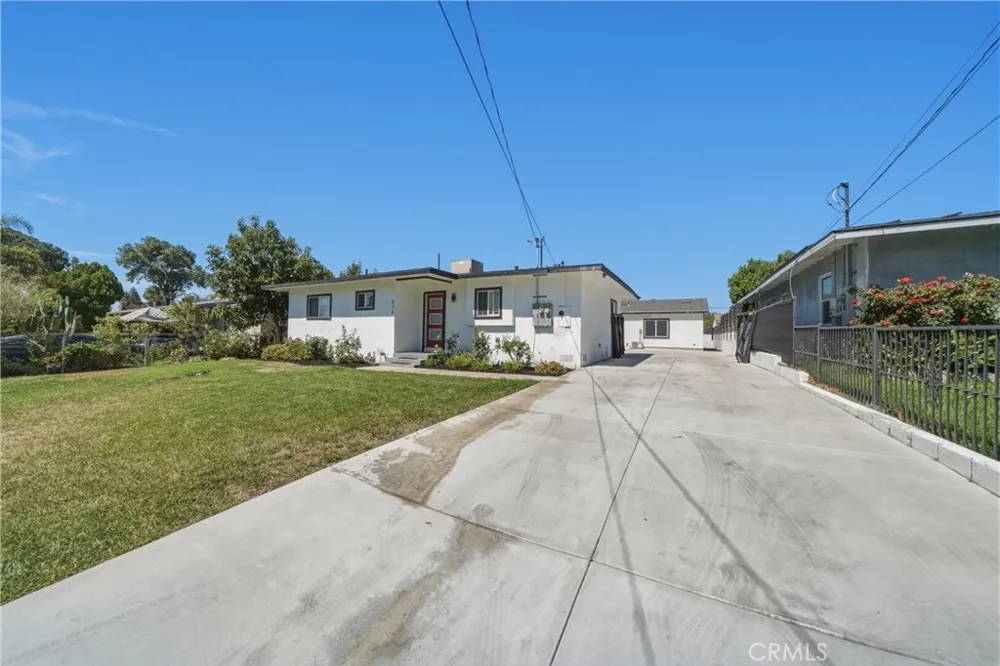 514 Oakdale #1 Rialto, CA 92376