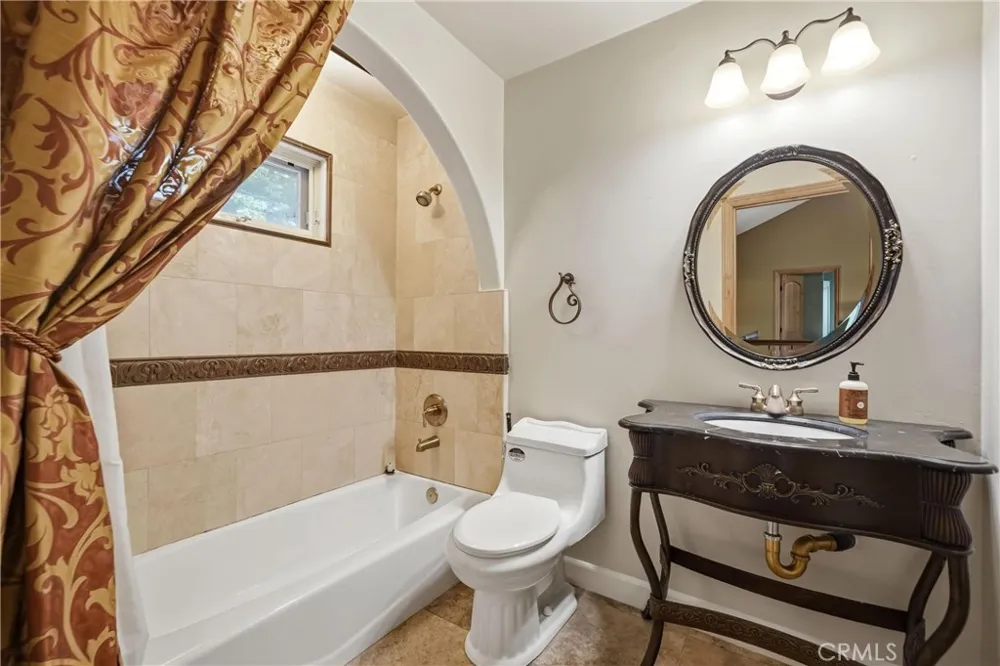 30151 Skyline Running Springs, CA 92382