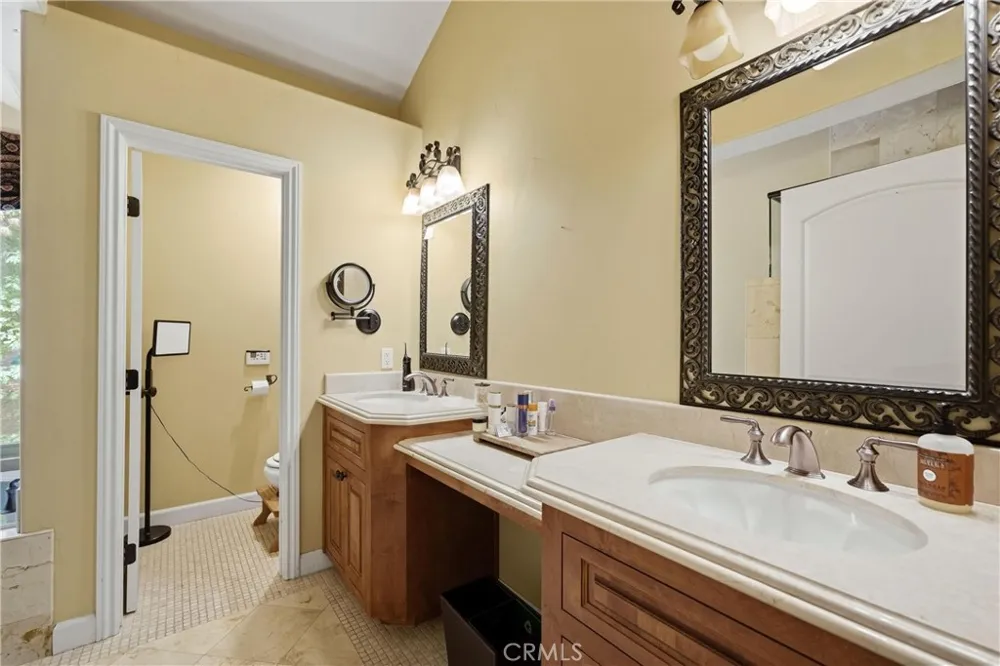 30151 Skyline Running Springs, CA 92382