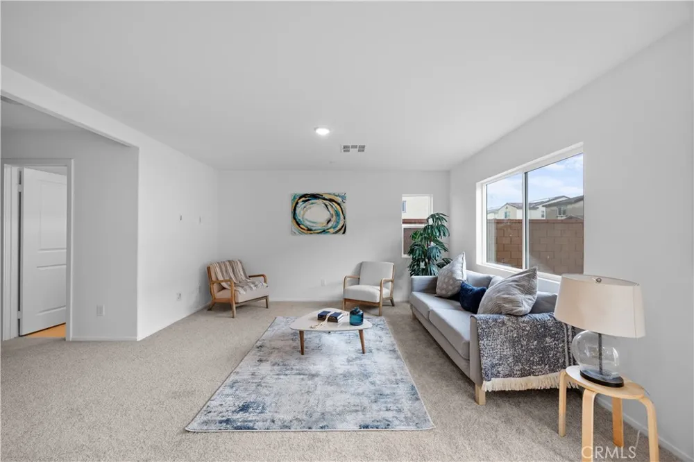 2168 REDWOOD LANE Banning, CA 92220