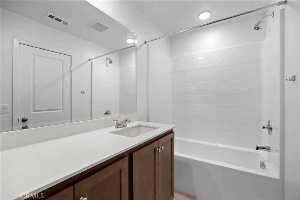 2168 REDWOOD LANE Banning, CA 92220