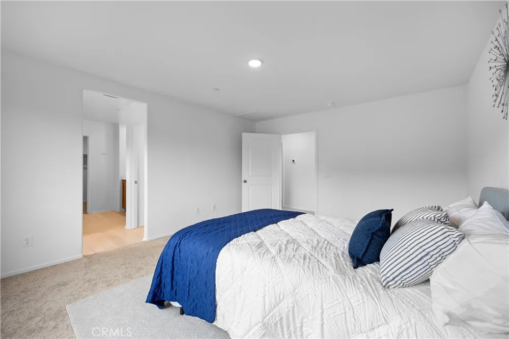 2168 REDWOOD LANE Banning, CA 92220