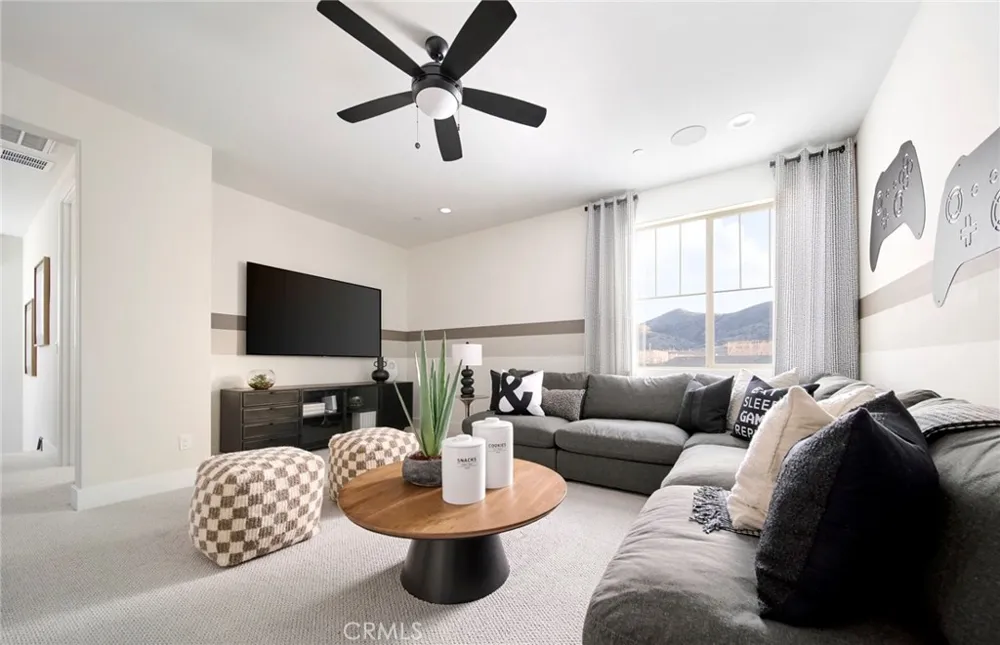 25099 Greythorne Drive Menifee, CA 92586