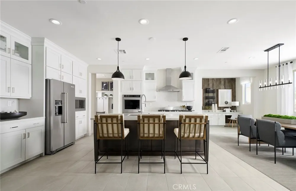 25099 Greythorne Drive Menifee, CA 92586