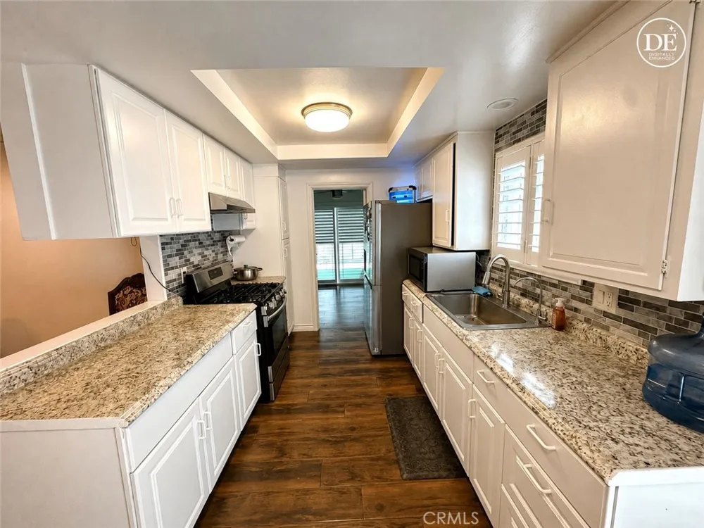 5981 Buchanan San Bernardino, CA 92404