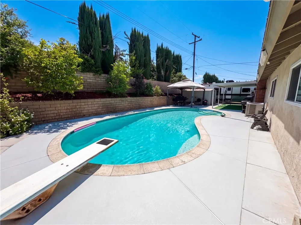 5981 Buchanan San Bernardino, CA 92404